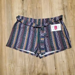 Shorts size xlarge
